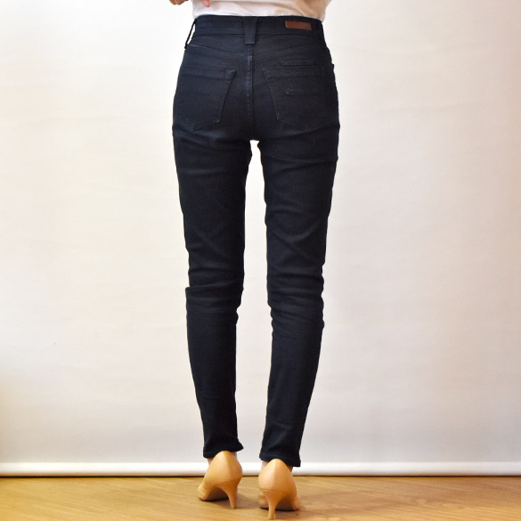 楽天市場】YANUK ヤヌーク RUTH スリムテーパード ブラックBLK(yn017