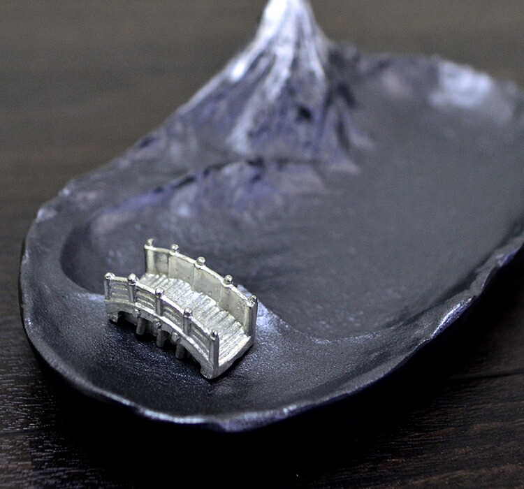 楽天市場】香立て さかさ富士香立 墨富士銀雅堂 富士山 逆さ富士