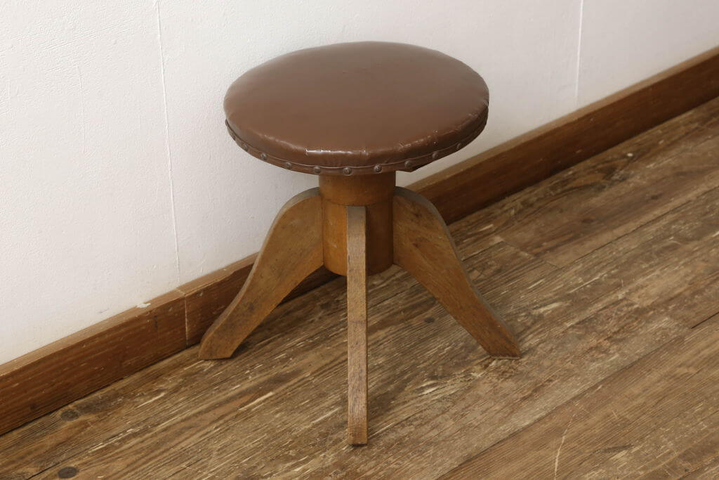 楽天市場】☆事前問合せ必須☆ 和製アンティーク スツール ナラ材 回転