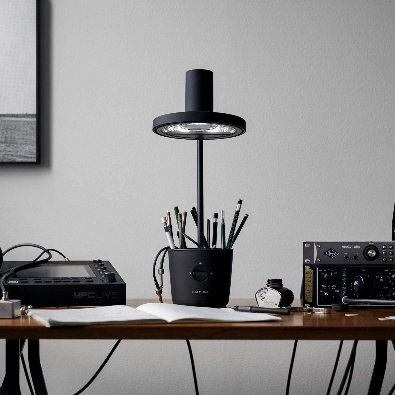 楽天市場】BALMUDA The Light L01A 子どもの目を守る 太陽光 LED