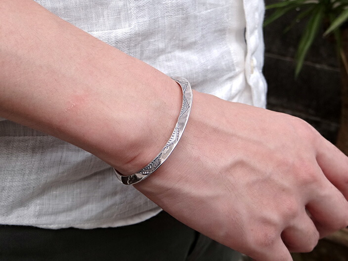 楽天市場】Dear Blossom（ディアブロッサム）トライアングルバングル2