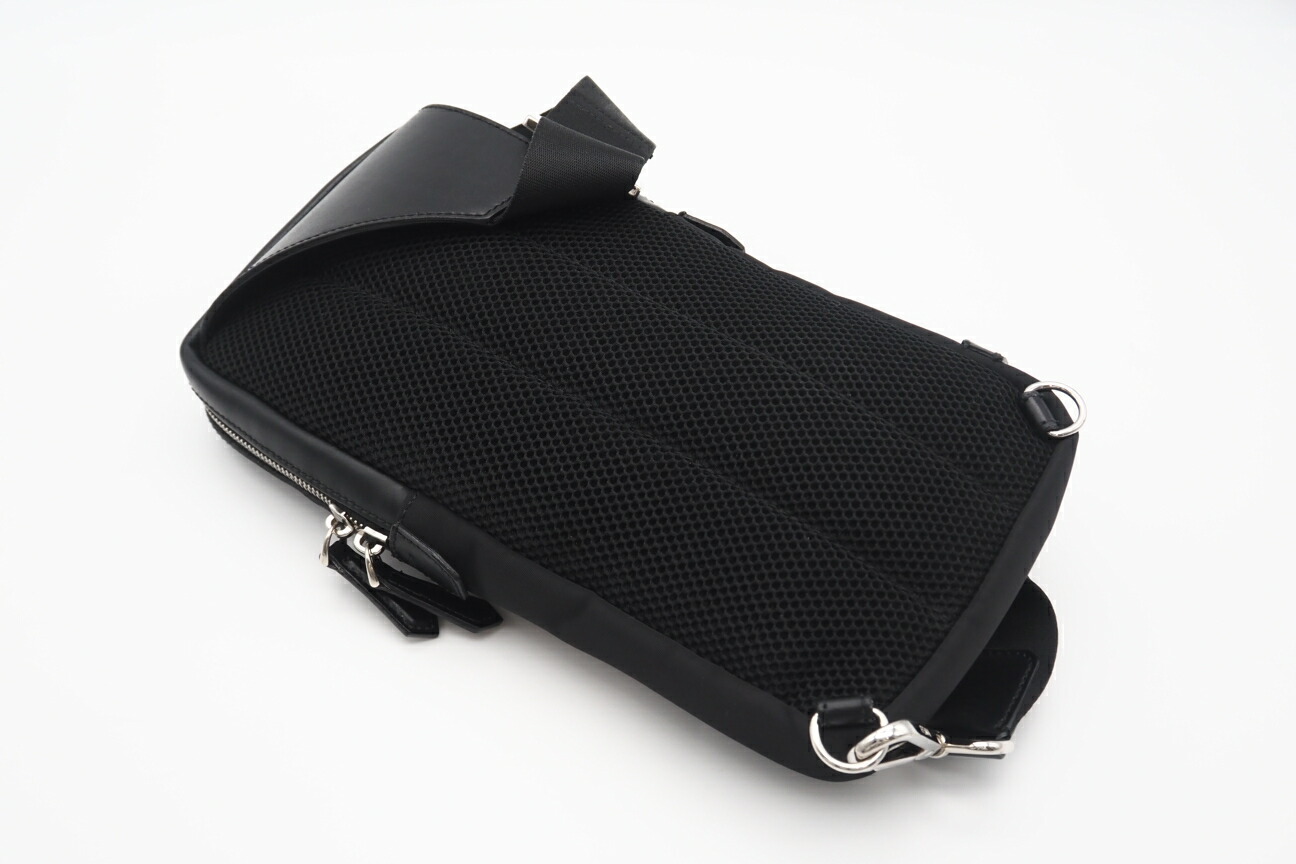 楽天市場】☆安心の3大保証☆ Bランク ≪FENDI フェンディ/ボディ