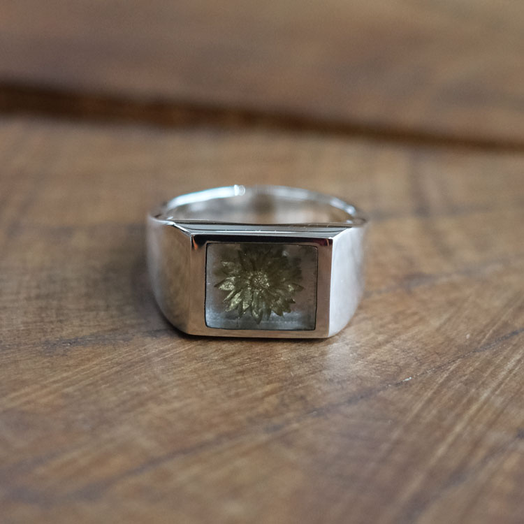 楽天市場】XOLO JEWELRY（ショロジュエリー）/Signet with Gold Flower