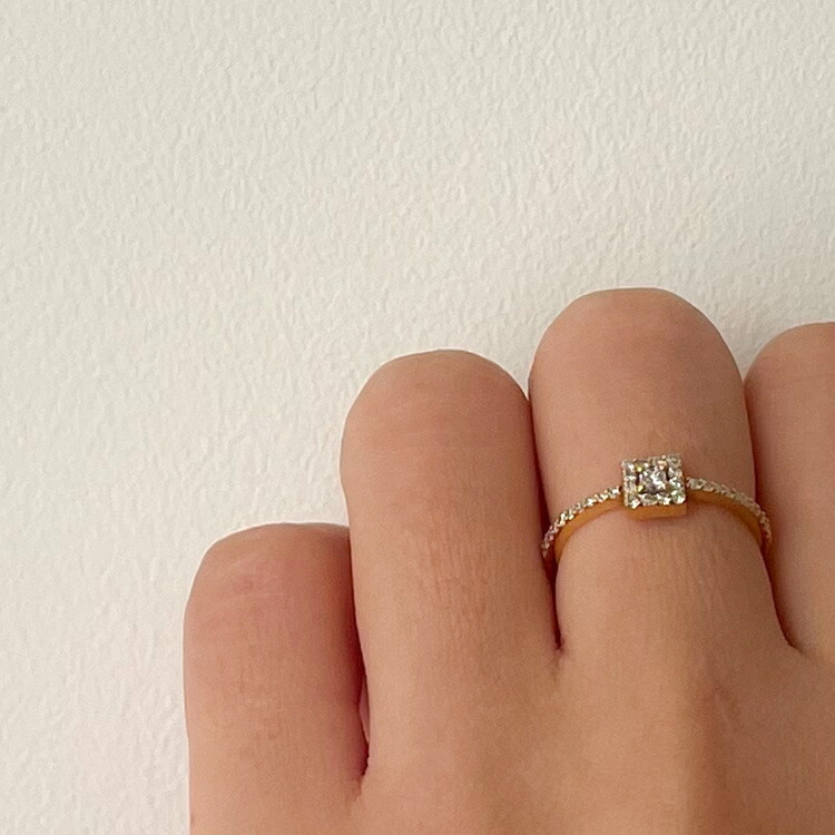 楽天市場】イエローゴールド ダイヤリング 18金 リング プリンセス