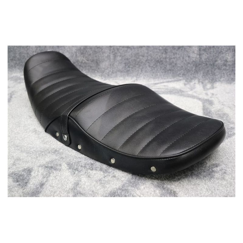 楽天市場】ゼファーχ 黒 皮 鋲 打ち タックロール シート : カスタム