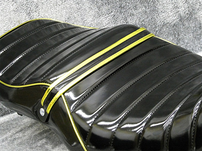 楽天市場】バリオス 1型 黒金エナメル タックロールシート : カスタム