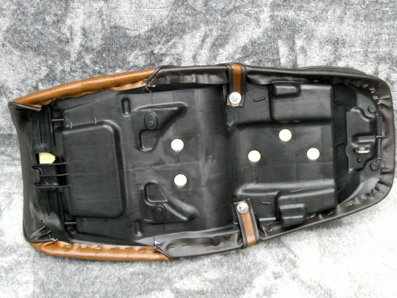 楽天市場】NC39 NC42 茶ツートン タックロールシート