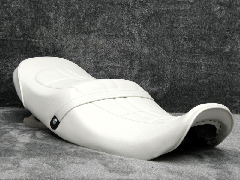 楽天市場】ゼファーχ Z2仕様 白 シート / Z2パターン ホワイト