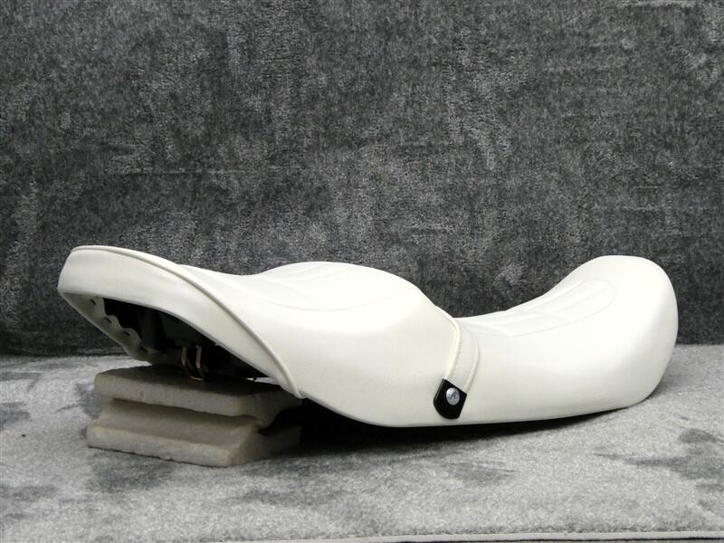 楽天市場】ゼファー400 前期 Z2仕様 白 / タックロールシート