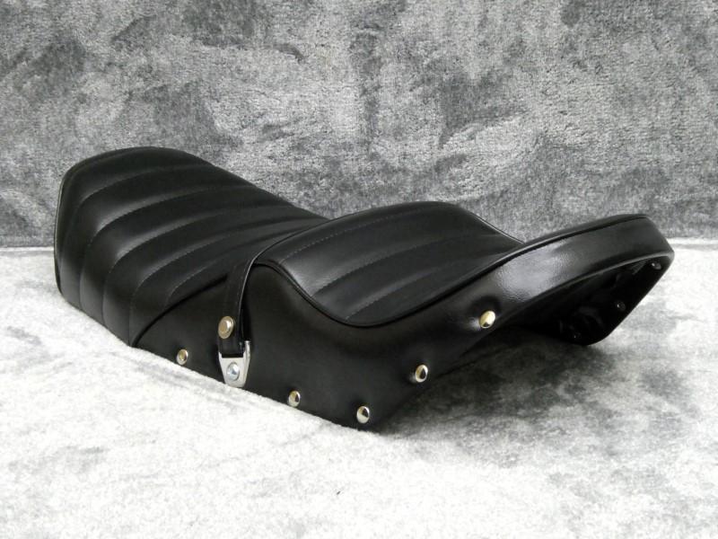 楽天市場】KH 鋲打ち 黒皮 タックロールシート / KH250 KH400