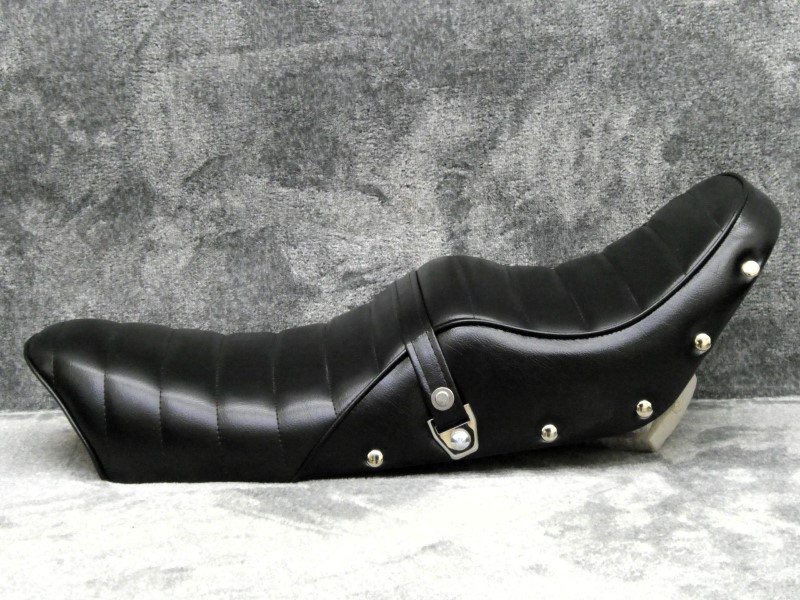 楽天市場】KH 鋲打ち 黒皮 タックロールシート / KH250 KH400