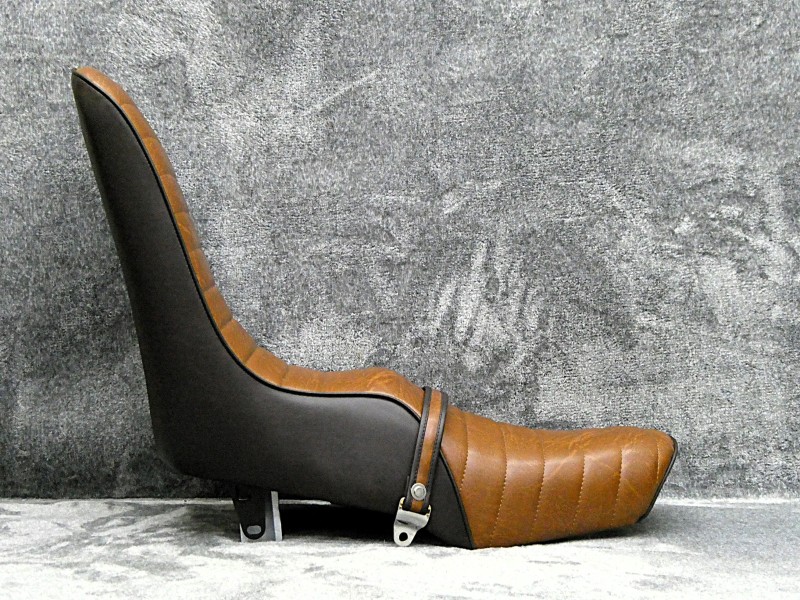 楽天市場】GN125 茶ツートン 三段シート / GN125H GN125-2F 3段