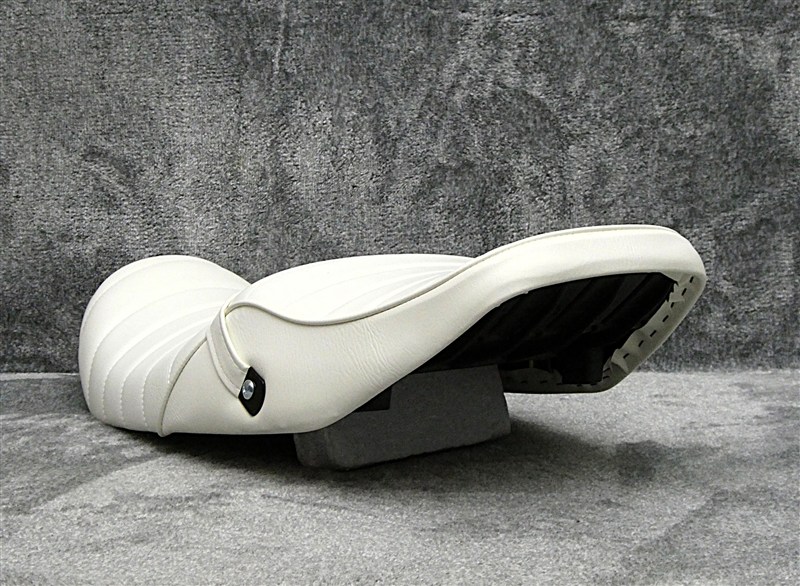 楽天市場】ZRX400 白皮 タックロールシート /ホワイト ZRX400-2 白