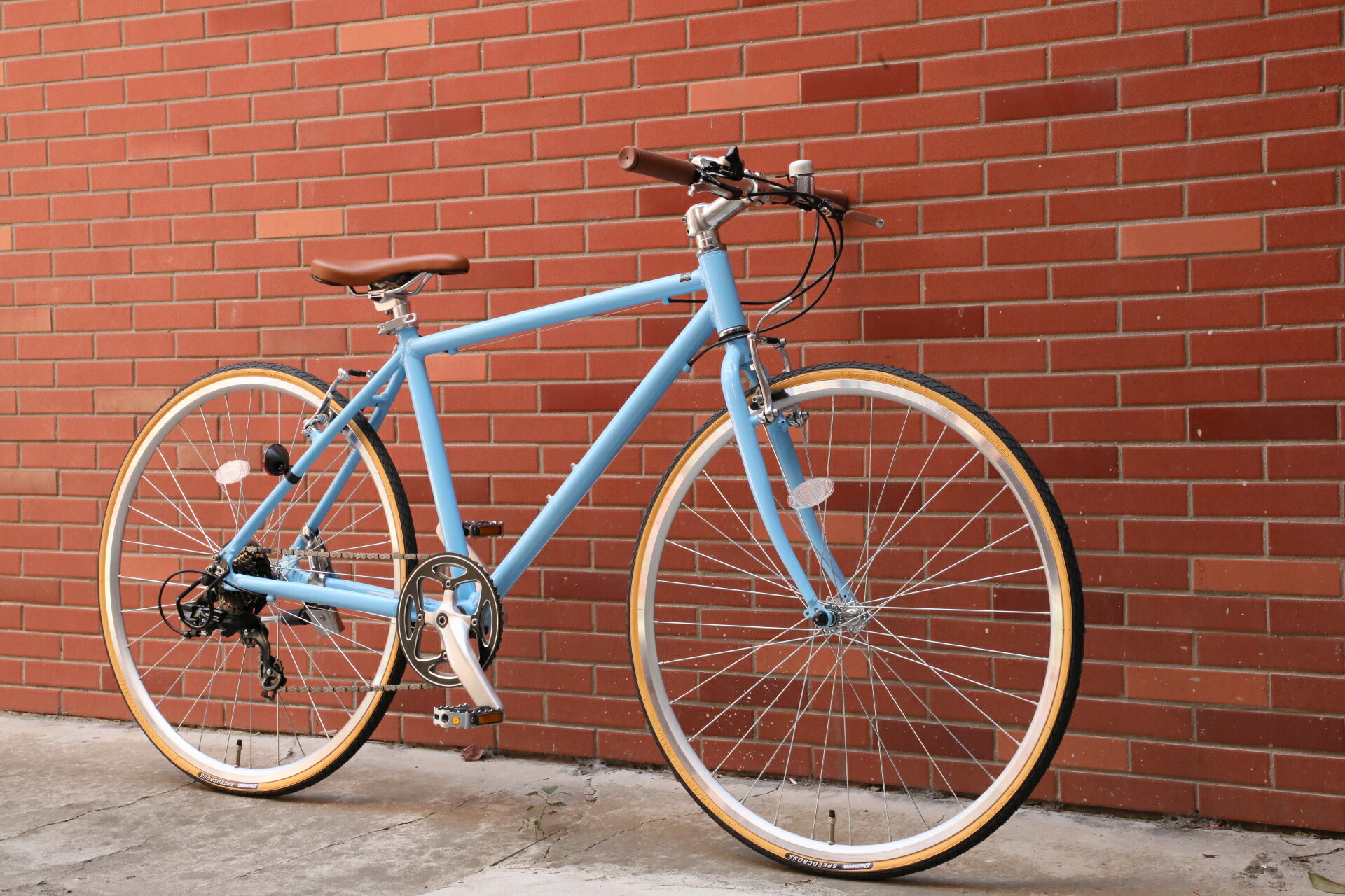 楽天市場】クロスバイク アルミ製 自転車 送料無料 8割完成車 シマノ 7