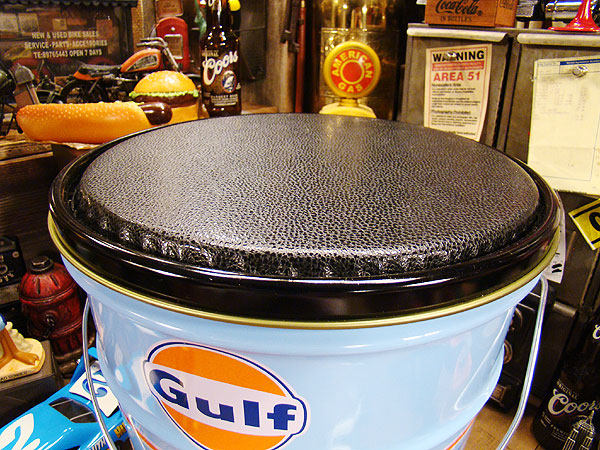 楽天市場】世田谷ベースで所さんが座ってるあのガルフ オイル缶