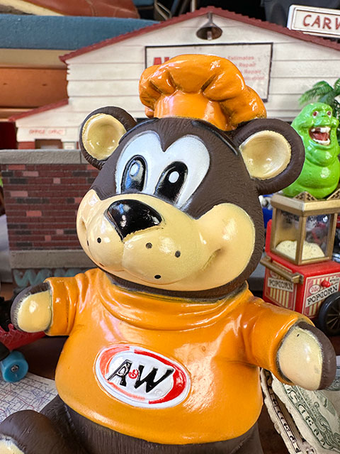 楽天市場】A＆W ルートベアー ソフビバンク 貯金箱 アメリカン雑貨