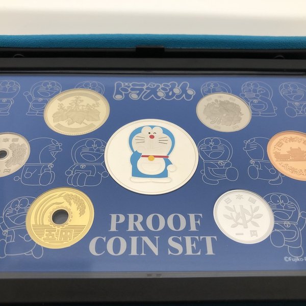 楽天市場】ドラえもん誕生35周年 2005 プルーフ貨幣セット（平成17年