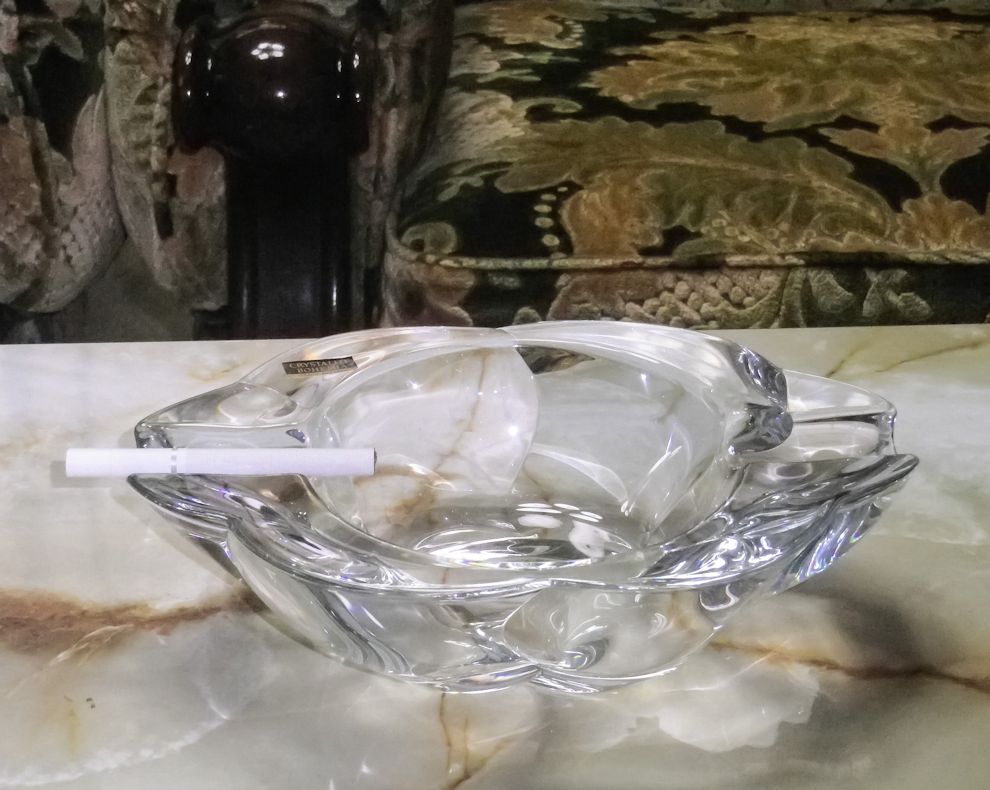 楽天市場】ボヘミアングラス クリスタル 灰皿 BRLEY TWIST