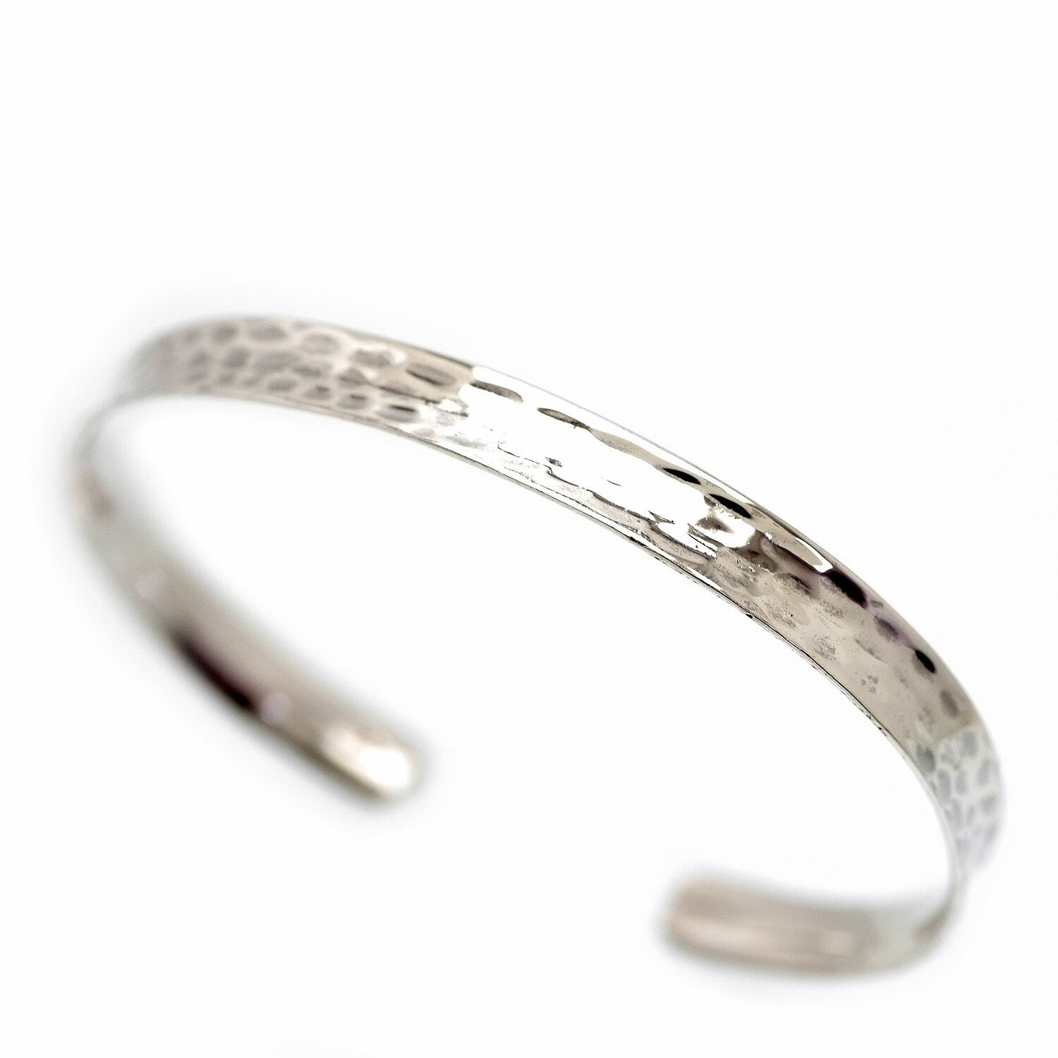 楽天市場】シルバー925 タタキ バングル メンズ c3 そり型 細め 鎚目