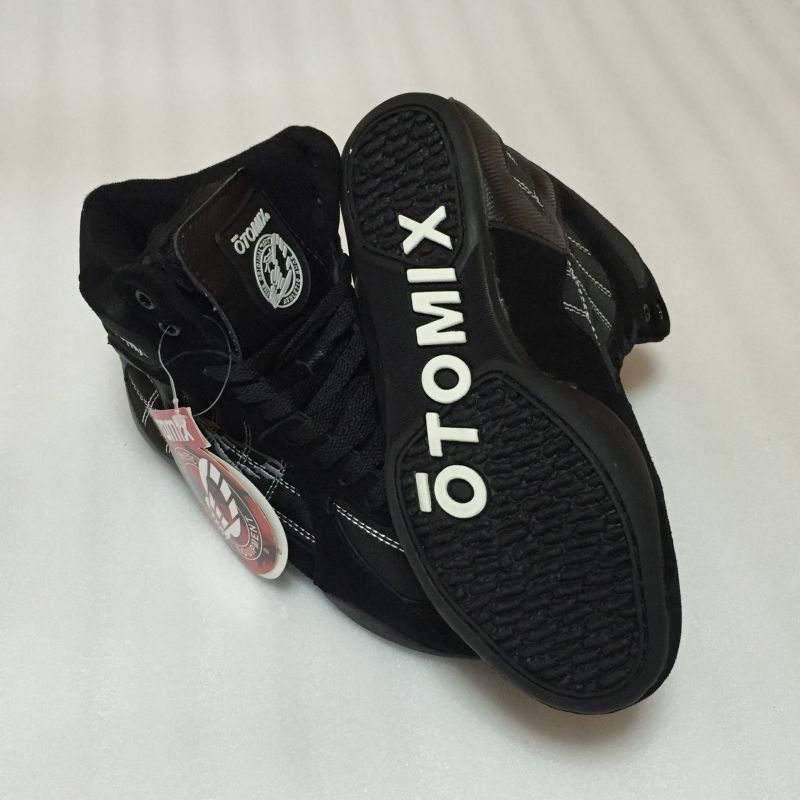 楽天市場】アウトレット トレーニングシューズ オートミックス Ninja