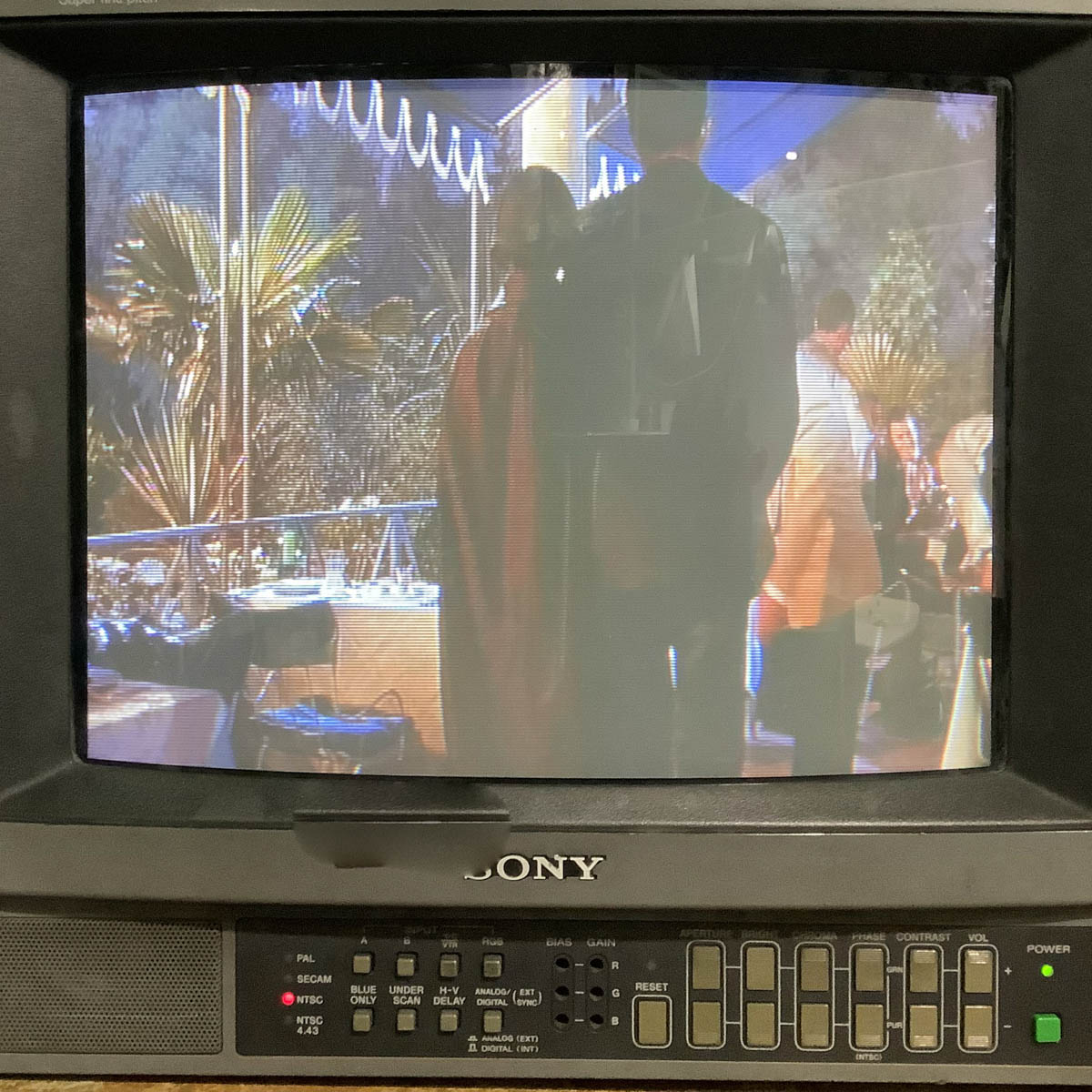 楽天市場】【中古】[PG]8日保証 SONY PVM-1442Q TRINITRON 14型 14