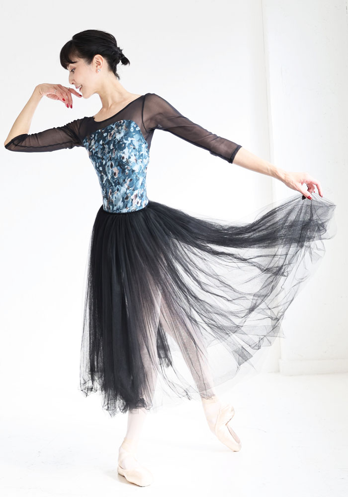 楽天市場】バレエ 大人 サラカラプリント・7分袖レオタード ドゥッシュ