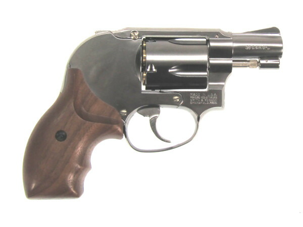 楽天市場】マルシン カート式ガスガン M49ボディガード 木製グリップ