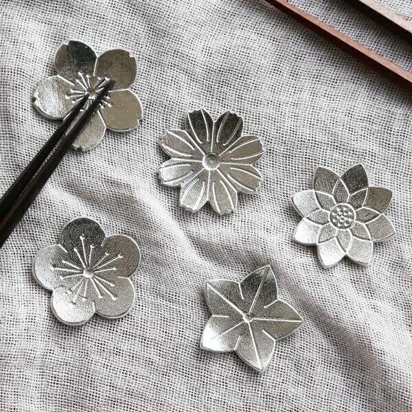 楽天市場】能作 箸置 花ばな 錫 内祝い ギフト 記念品 プレゼント