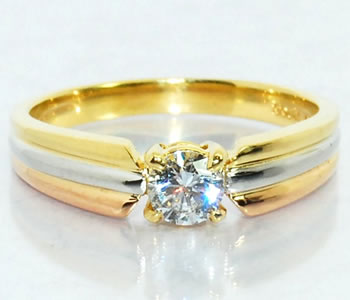 楽天市場】ダイヤモンド-0.303ct Pt/K18 コンビ デザイン リング 指輪