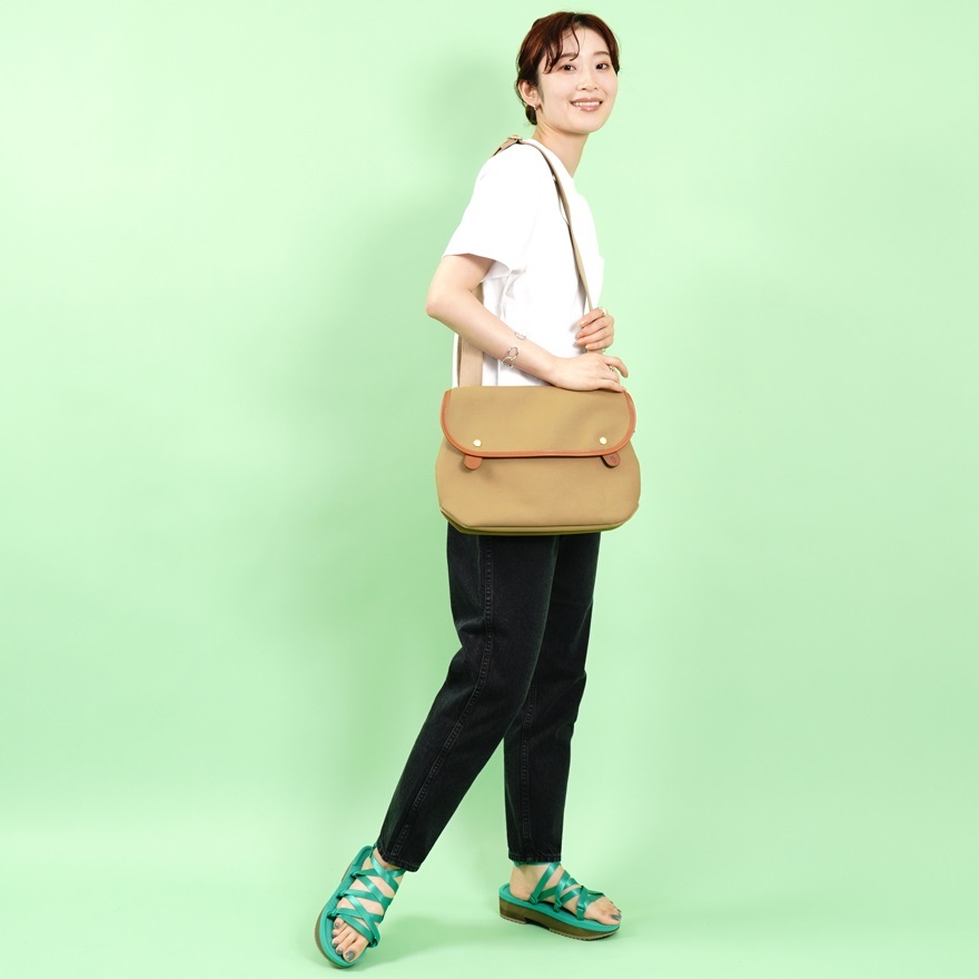 楽天市場】ブレディ BRADY エイボン AVON KHAKI BLACK カーキ ブラック