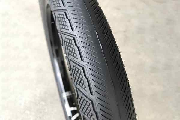楽天市場】Eclat エクラー Vapour Tire 20インチ 【BMX】【タイヤ