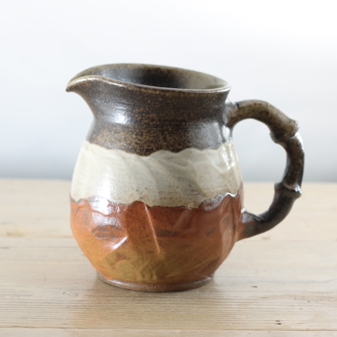 楽天市場】【益子焼】水差し ピッチャー 陶器 カラフェ ふっくら 削り