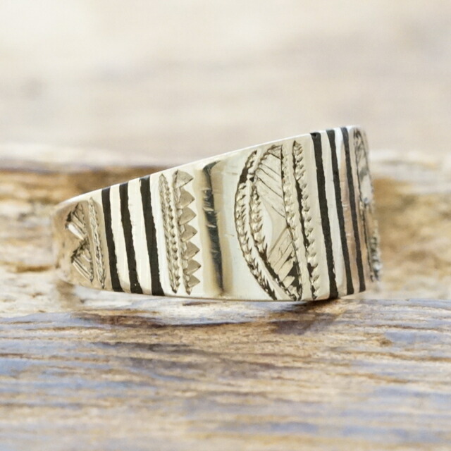 トゥアレグ族 シルバー エボニーウッド バングル 刻印ありバングル