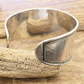 楽天市場】Tuareg Silver(トゥアレグ シルバー)バングル メンズ 太め