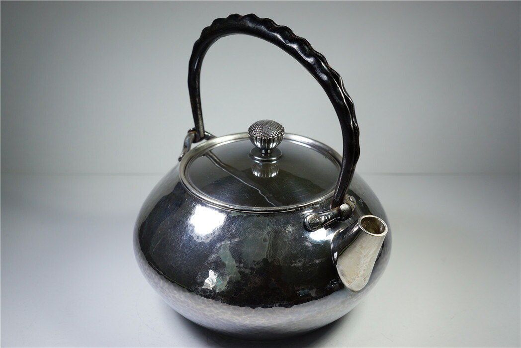 楽天市場】純銀細工 手作り 湯沸 菊摘 鉄取手 銀瓶 純銀保証 やかん 高