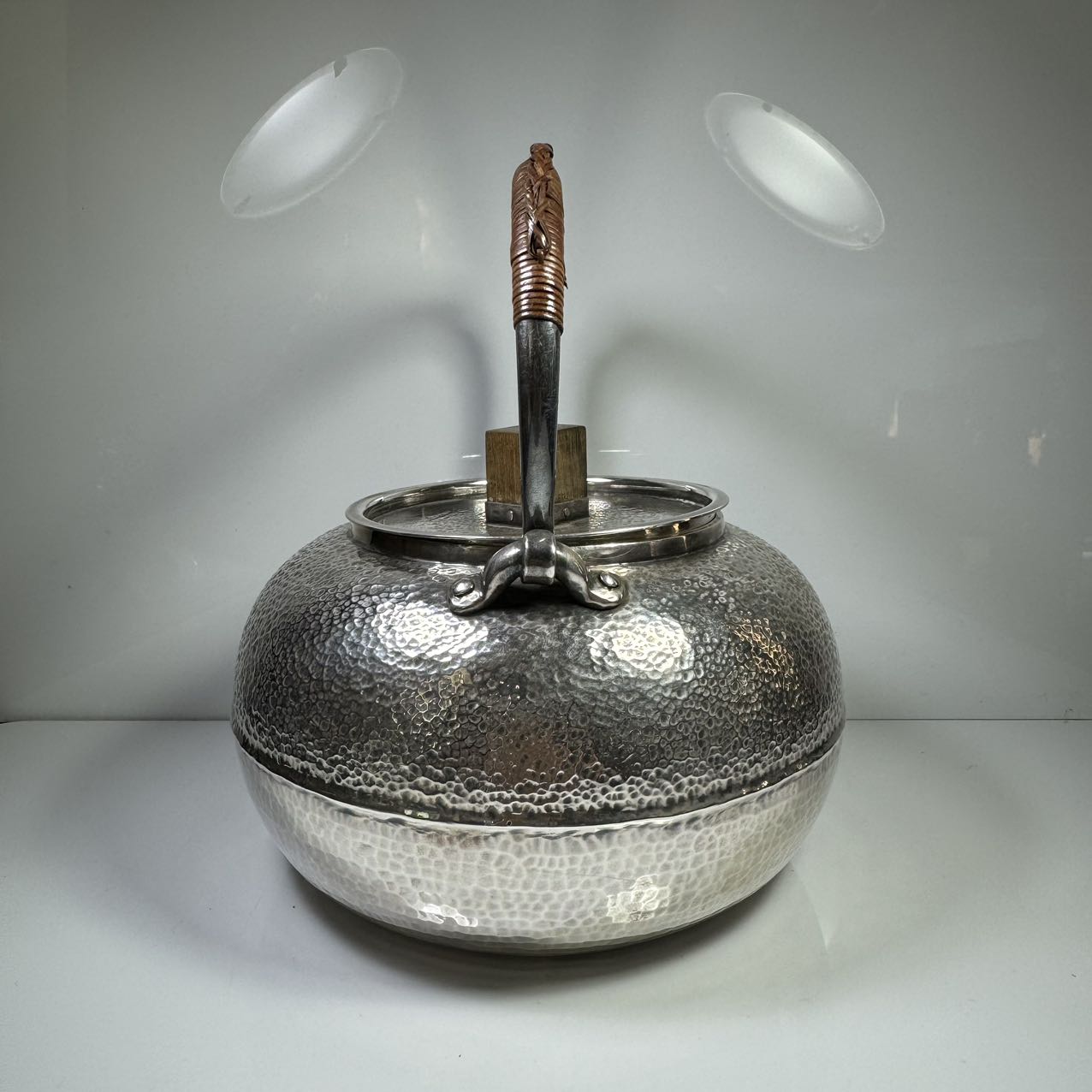 楽天市場】純銀細工 一東斎造 手作り 木摘蓋 古美術品銀瓶 湯沸 貴石