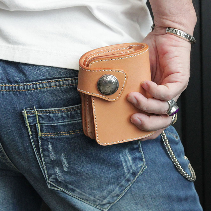 楽天市場】【メーカー保証】栃木レザー 二つ折り財布 バイカーズ