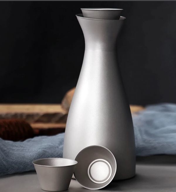 楽天市場】キャンプで熱燗が楽しめる！☆チタン製の徳利300ml＆