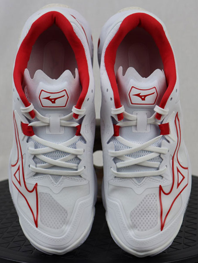 E*z様 Mizuno Wave Lightning Z6 ホワイト/レッド E*z様 Mizuno Wave