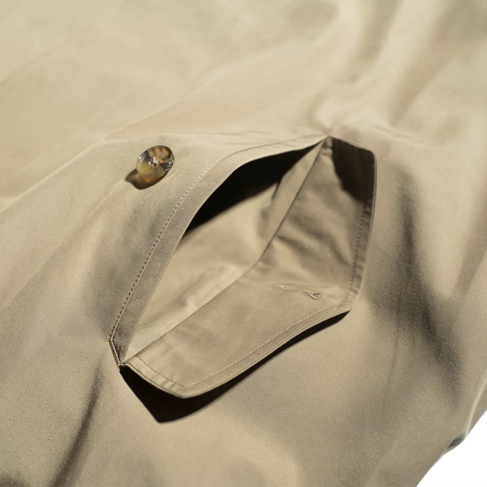 イギリス製BARACUTAバラクータ カーコート カーキ Lサイズ程度