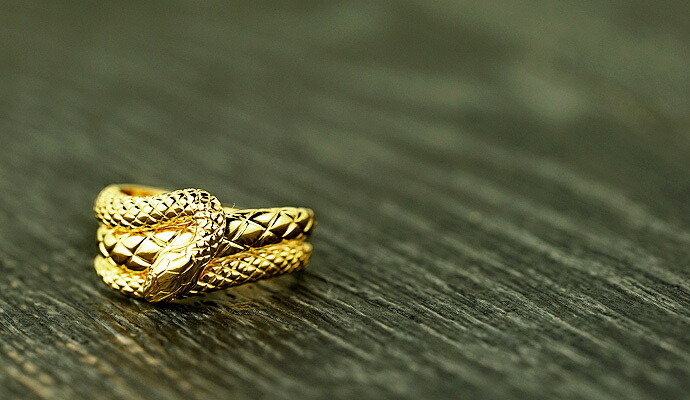 楽天市場】蛇 ゴールドリング K18YG ダイヤモンド リング 指輪 開運 蛇