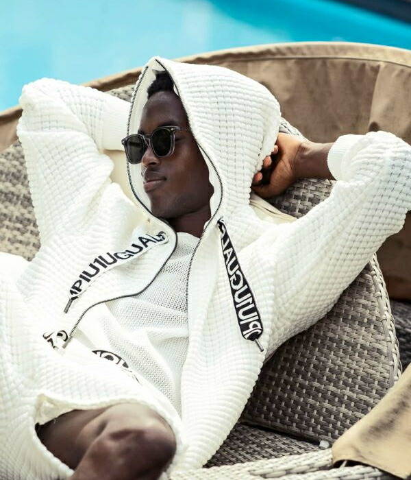 楽天市場】1PIU1UGUALE3 RELAX ウノピゥウノウグァーレトレ リラックス