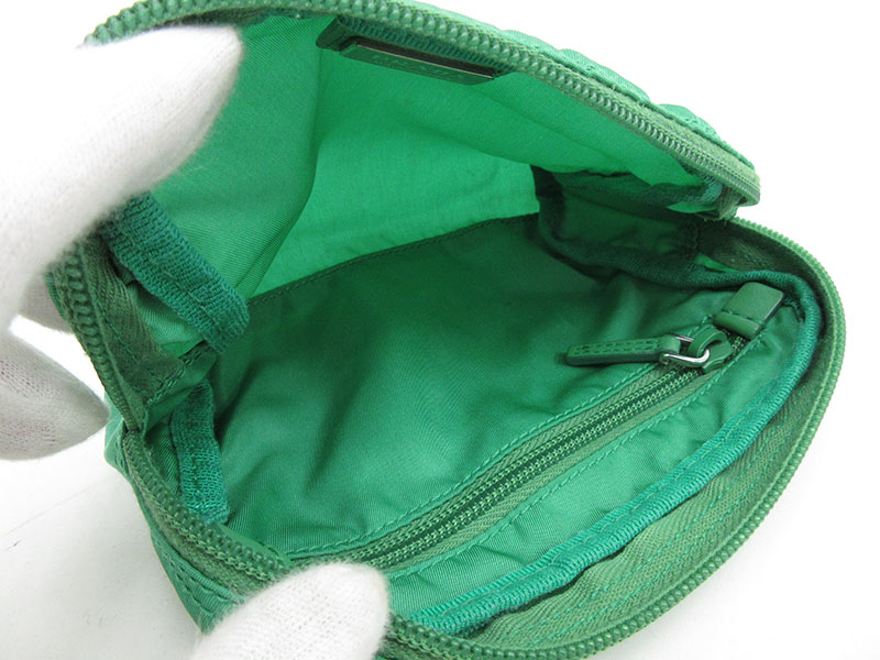 楽天市場】PRADA(プラダ) ポーチ 緑 グリーン ナイロン 【ブランド小物