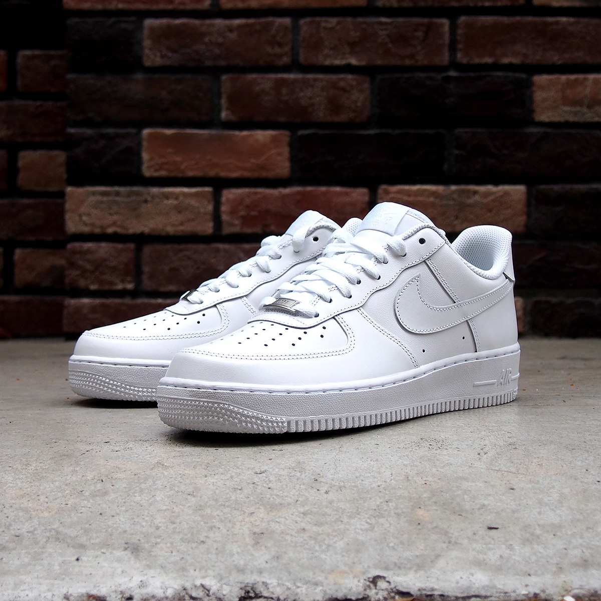 楽天市場】NIKE AIR FORCE1 '07 WHITE/WHITE CW2288-111 ナイキ エアー