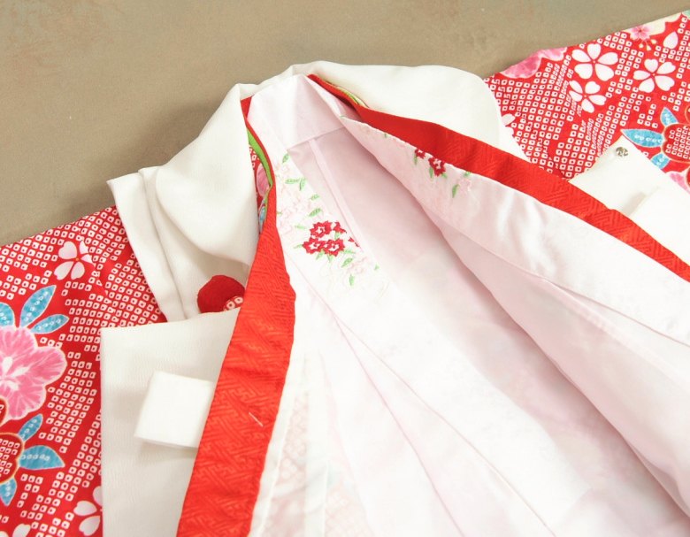 楽天市場】七五三 着物 3歳 女の子 被布セット 京都花ひめ 赤地総疋田