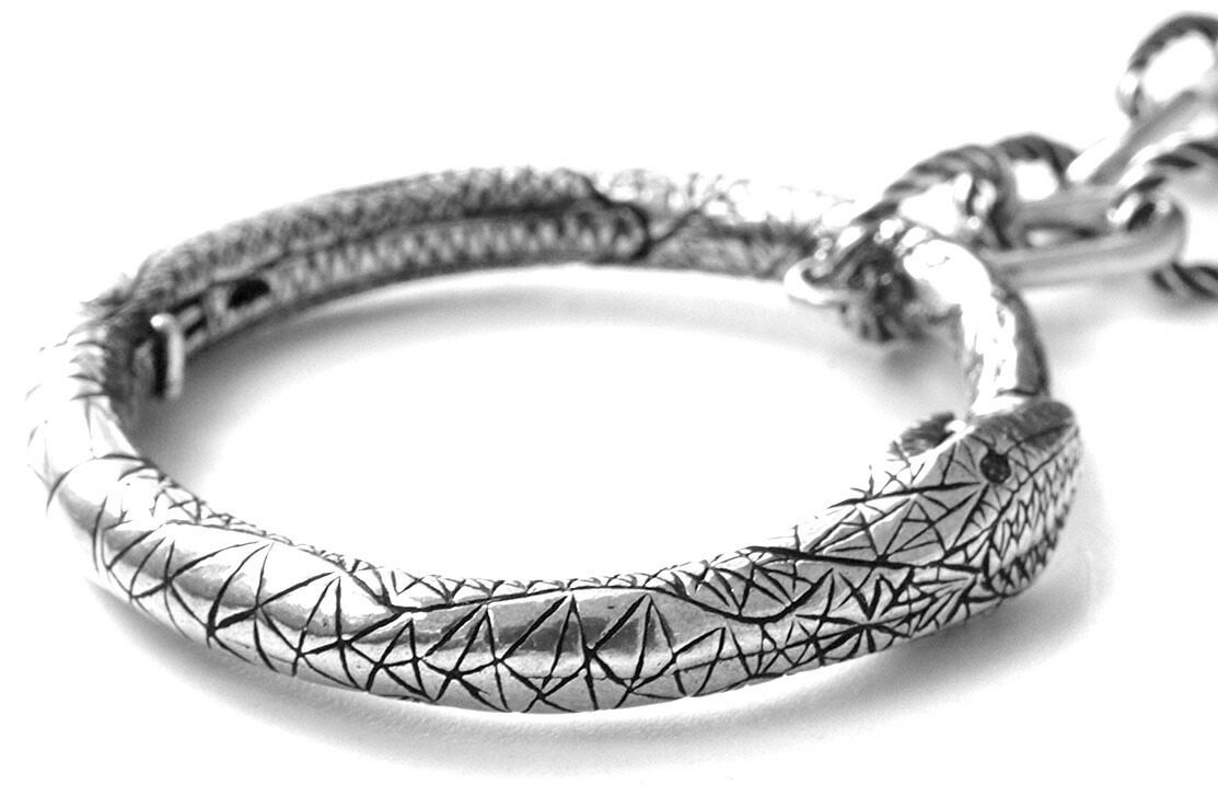 楽天市場】GUCCI グッチ ペンダントネックレススネイクリングトップ