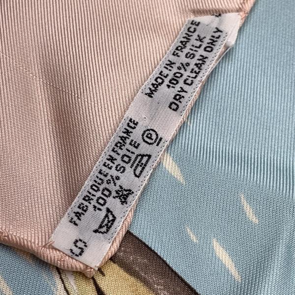 楽天市場】HERMES エルメス カレ90 Lavie Precieuse de la