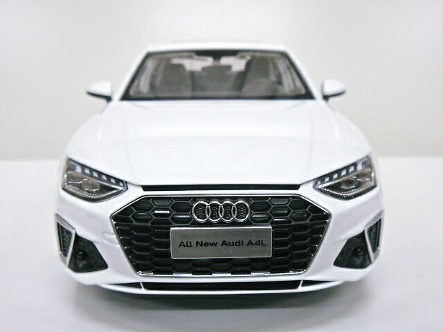 楽天市場】AUDI特注 1/18 アウディ A4 Sライン (ホワイト) 2021 B9