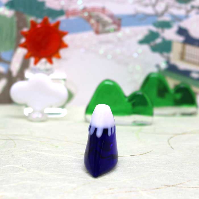 楽天市場】ガラス細工 富士山(横広) 富士山 ふじさん 山 やま mountain