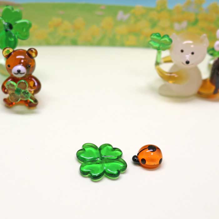 楽天市場】ガラス細工 クローバー クローバー 四つ葉 clover 植物